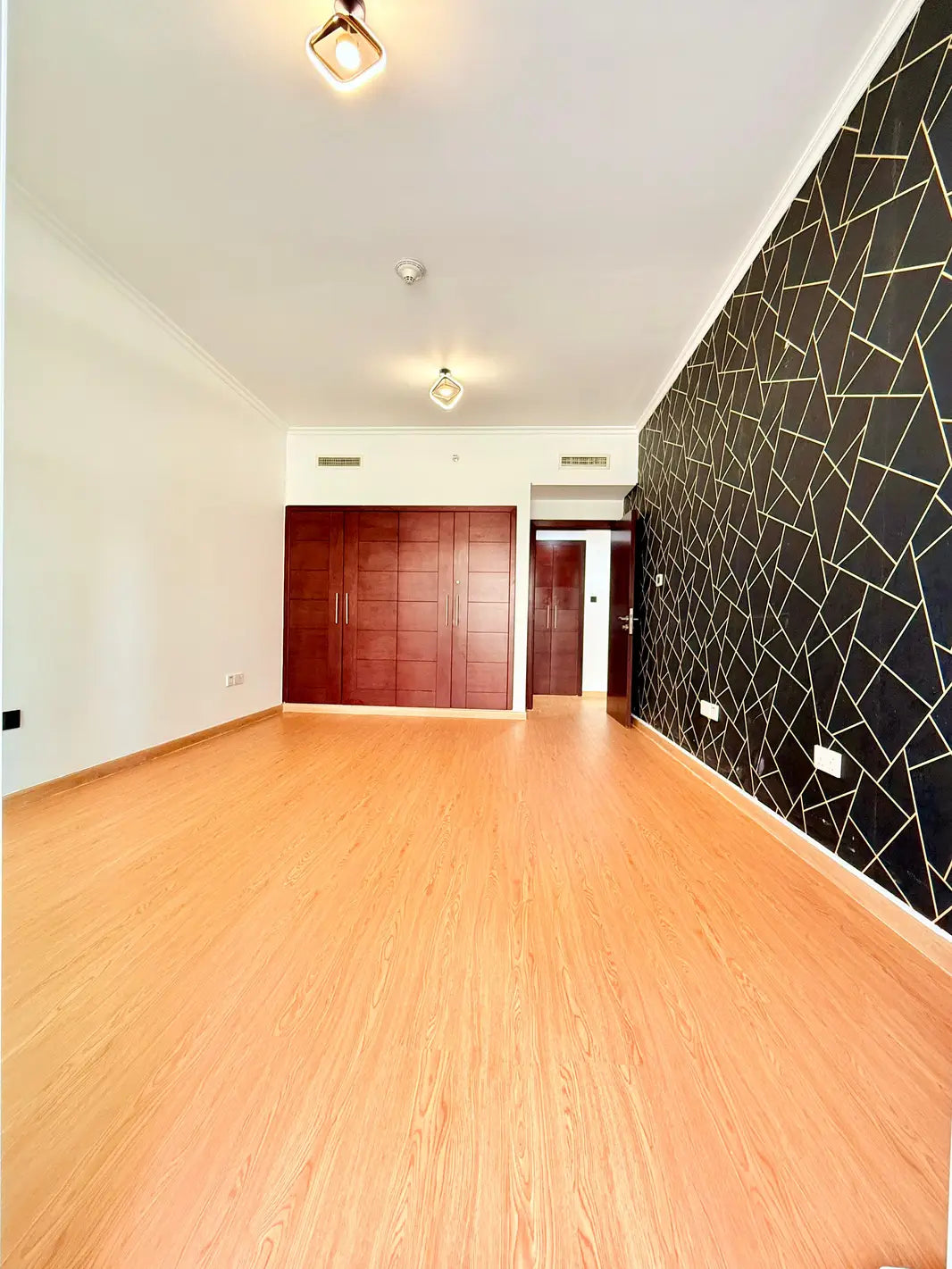 Burj Views Podium, Burj Views, Downtown Dubai, Dubai 1 Bed 1 Bath 906 sqft