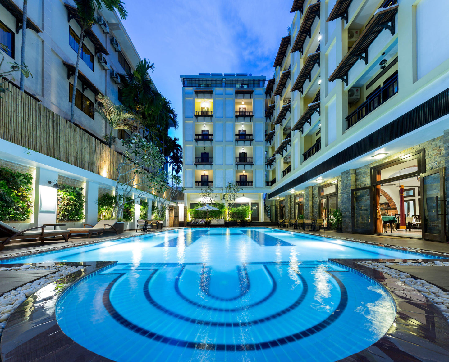 Luxury Cambodia & Vietnam 10 Days/ 9 Nights